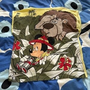 Vintage Walt Disney Mickey Mouse tee shirt